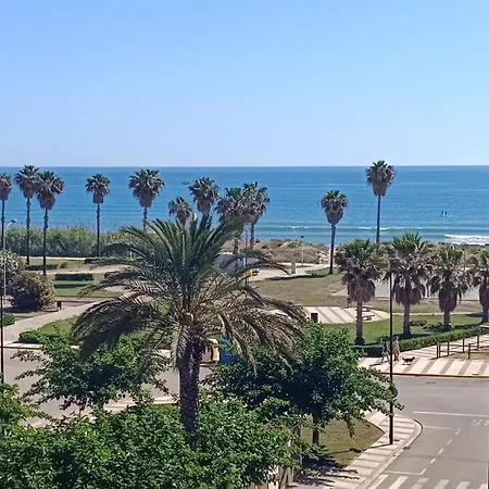 Estudio Primera Linea De Playa * Daimus